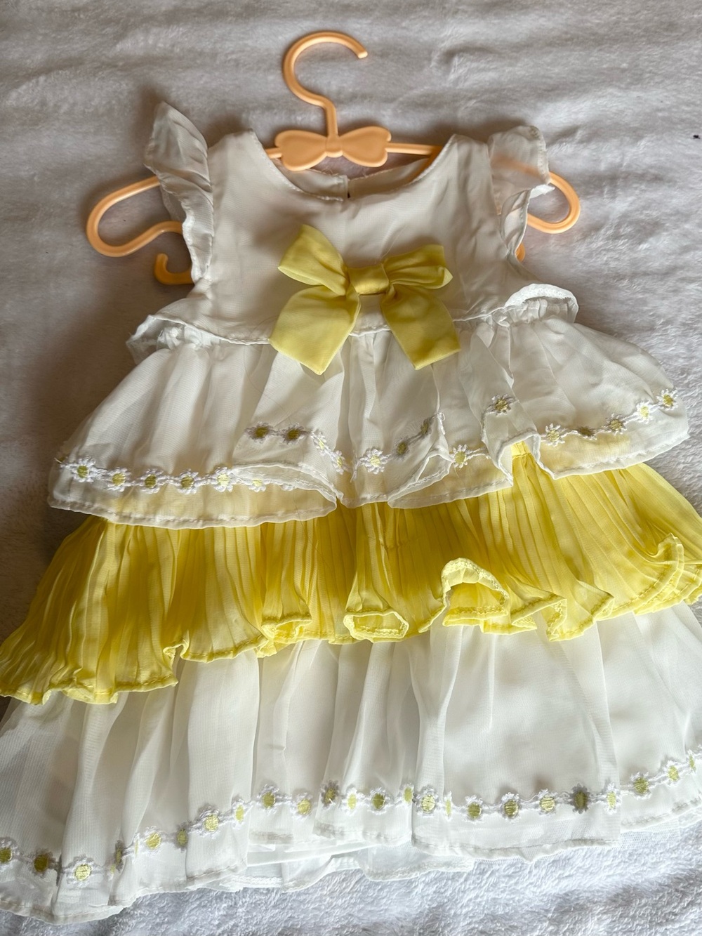 Girls' Yellow & White Bow-Tiered Formal Dress